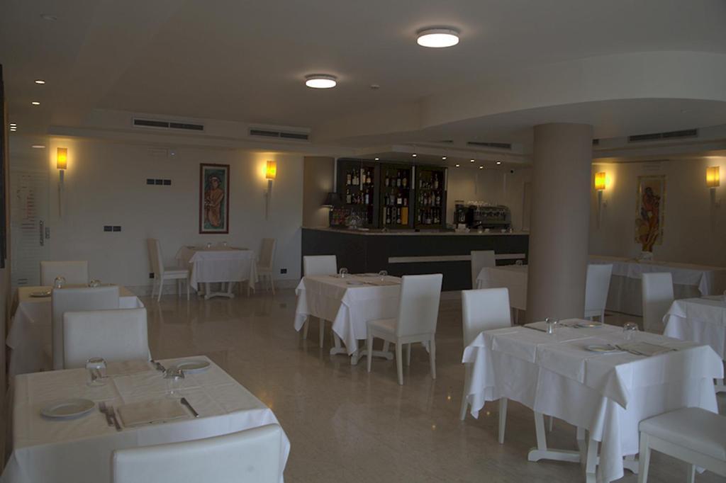 4 Spa Resort Hotel Cannizzaro Esterno foto